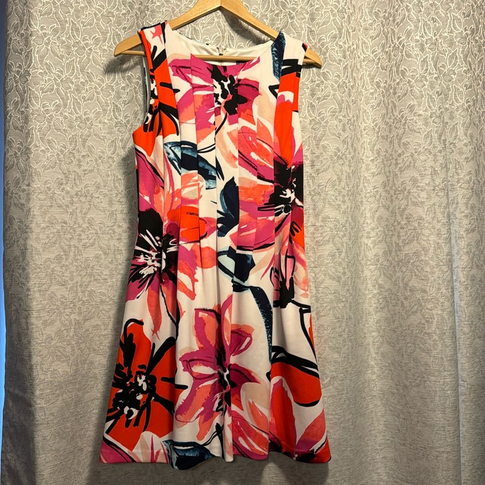 Vince Camuto sleeveless dress